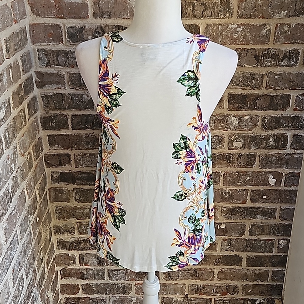 Akemi + Kin Floral Print Boho Tank Top Size XS - Picture 4 of 5